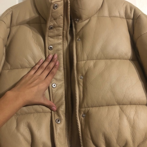 SOLD TO @ANNIEA122 - Picture 8 of 11